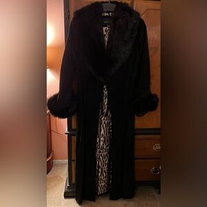 NEW Vtg Victoria’s Secret Moda Int’l long black suede coat w/Faux Fur, sz M